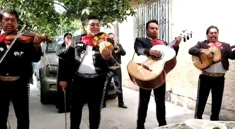 Mariachi "Los Caporales de Tijuana"